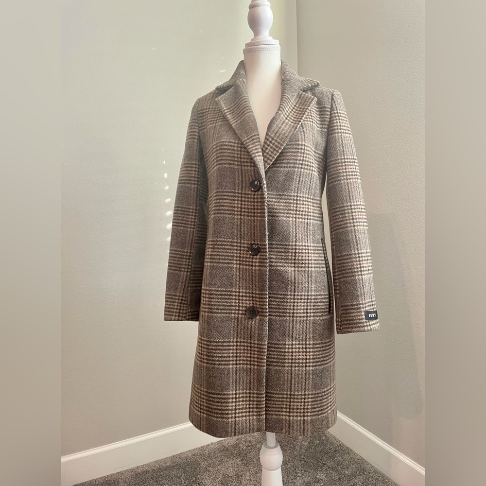 DKNY Wool check coat, brown color, size XS